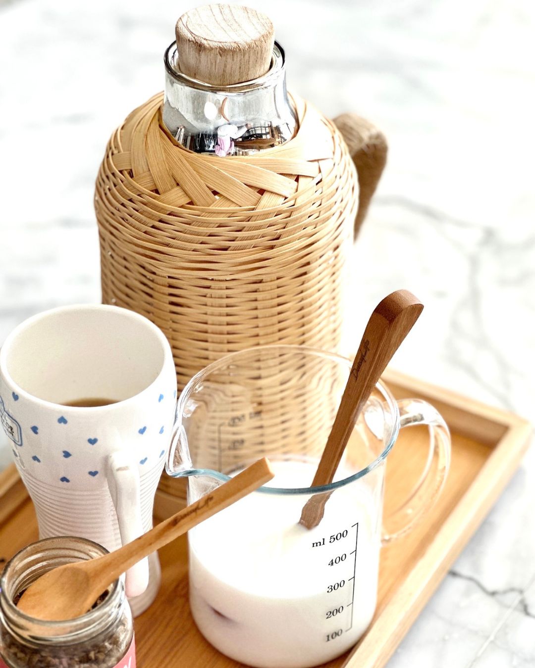 DaisyLife Woven Bamboo Water Flask