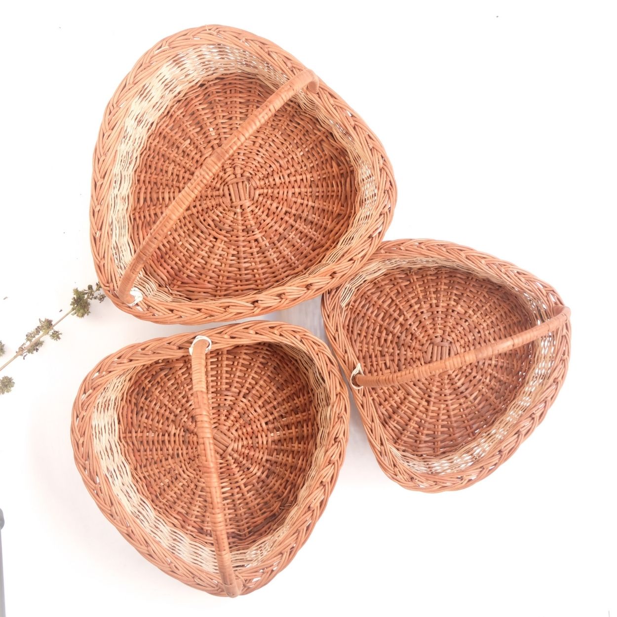 DaisyLife Heart Wicker Basket for corporate gifting, festive and personal gifting