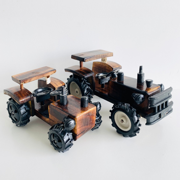 DaisyLife Wooden Tractor For Home Decor & Gifting, Enhance Living Room Decor.