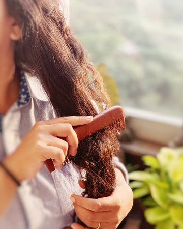 "WOOD IS GOOD" - 4 Reasons for Hair Care with Wooden Combs