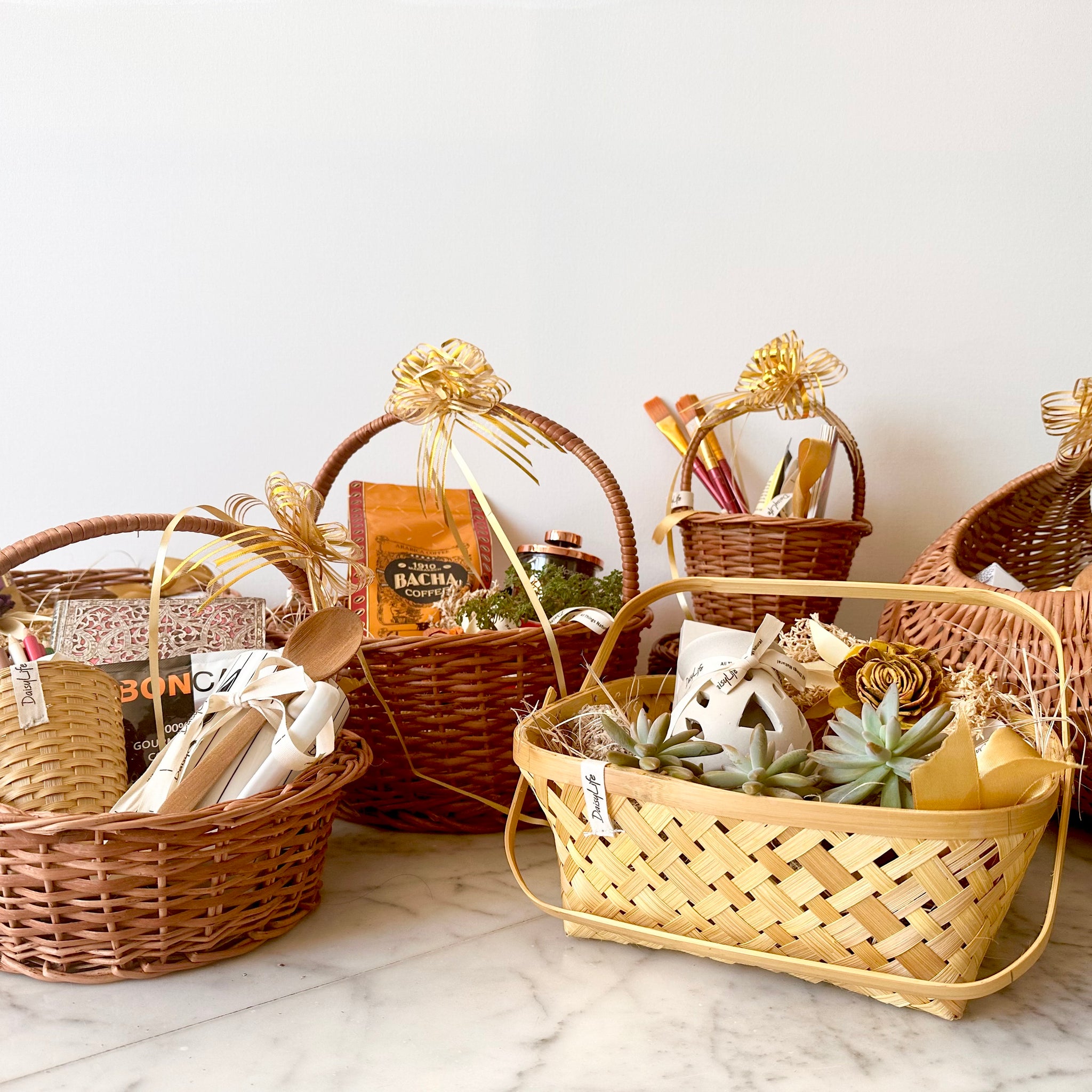 Surreal gifting starts here: Meet our all-natural basket hampers