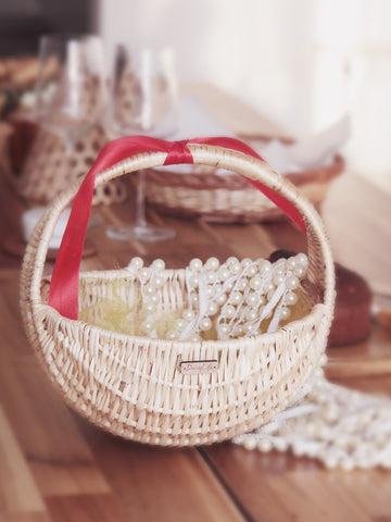 The soulful art of gifting: Unwrapping the beauty of reusable packaging