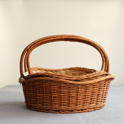 Deep Waves Wicker Basket with handle for storing fruits