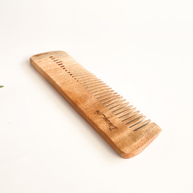 DaisyLife Small Neem Wooden Comb