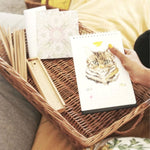 DaisyLife Natural Willow Wicker Tray basket, Flower Basket, Gift Basket, Storage and home decor basket