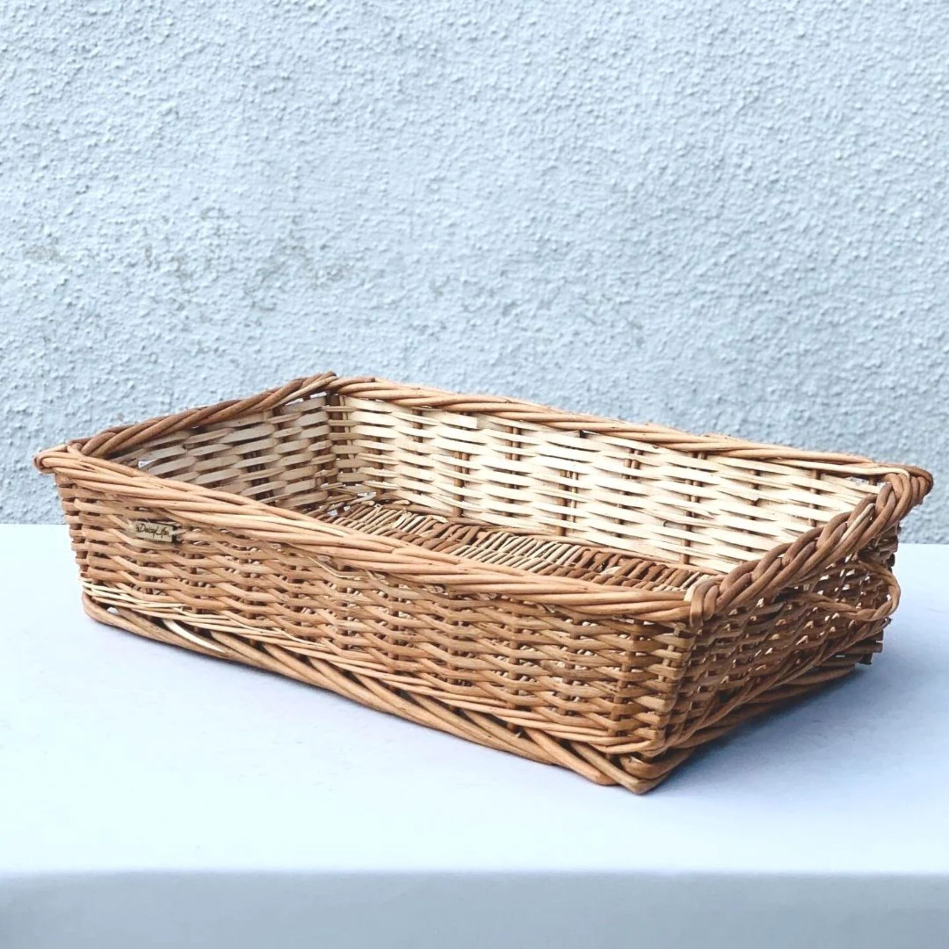 DaisyLife Natural Willow Wicker Tray basket, Flower Basket, Gift Basket, Storage and home decor basket