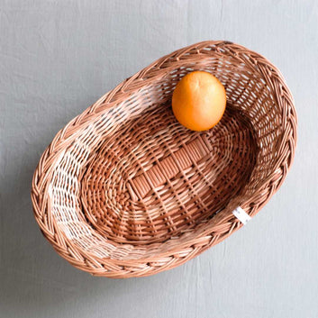 Wicker wave basket