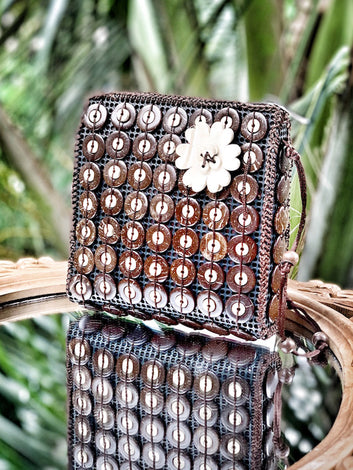 DaisyLife natural coconut shell brown fashion sling bag