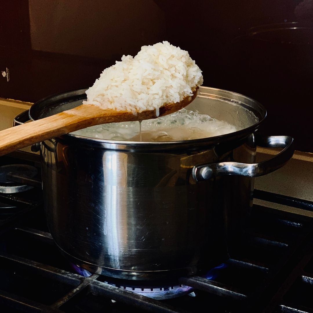 Cooking rice with DAIYSLIFE Natural and Eco-Friendly Bamboo Spatula Spoons for non-stick pans