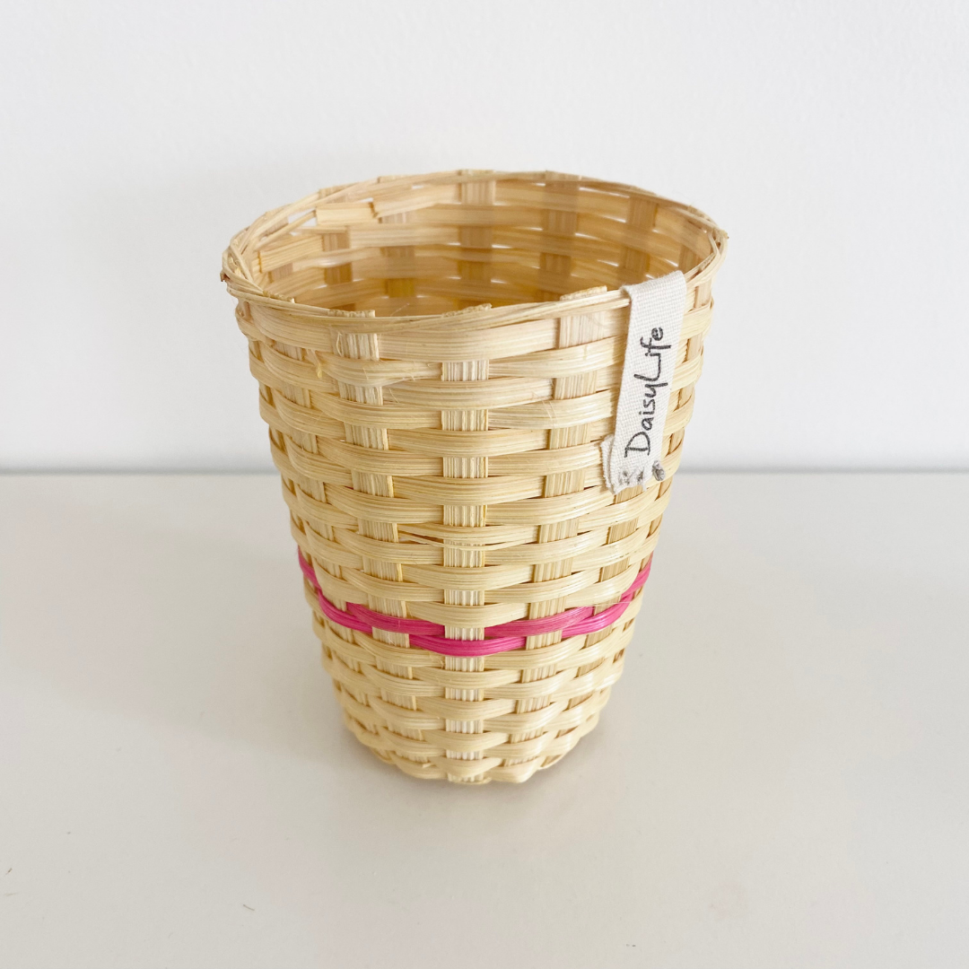 Natural bamboo cup with pink strip