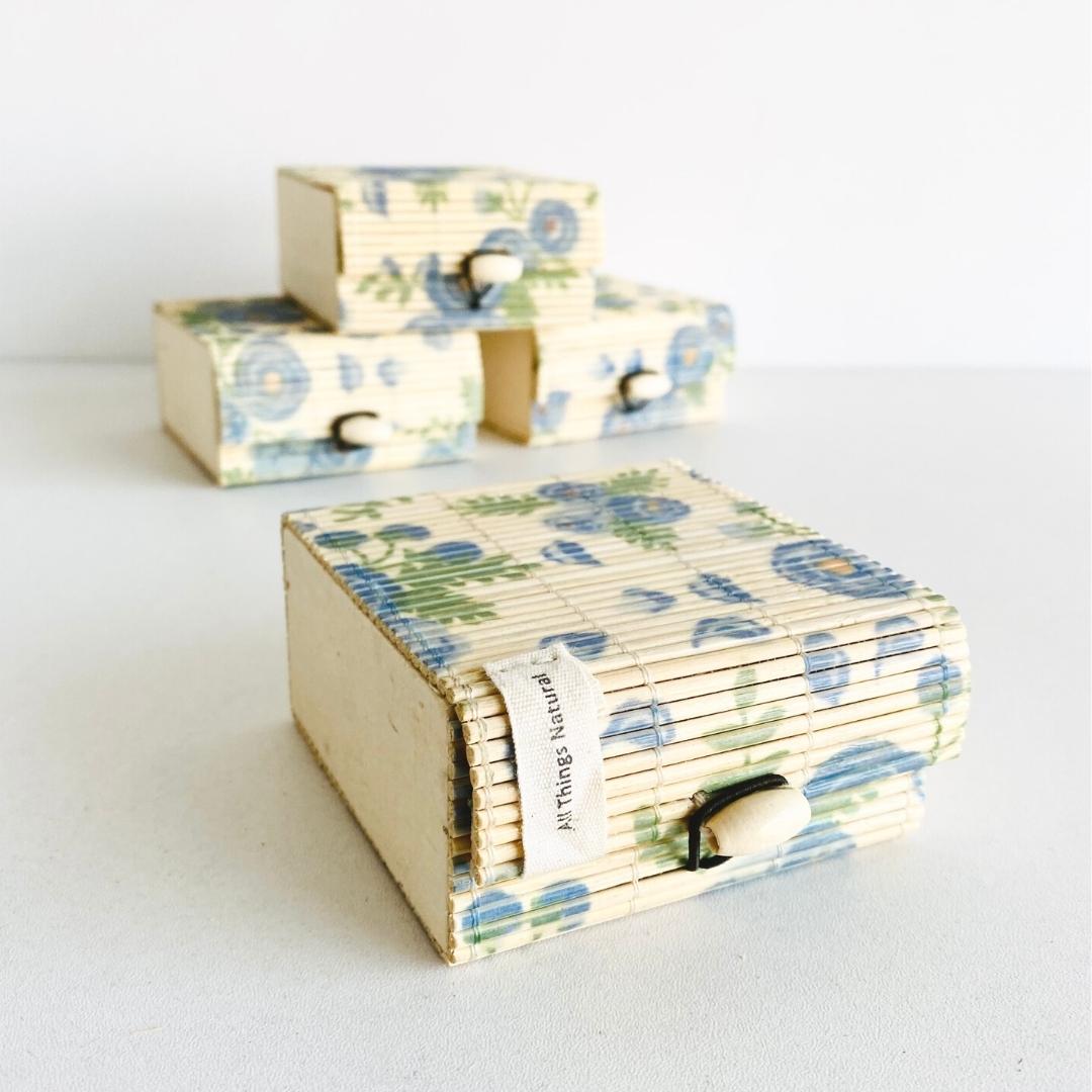 Beautiful woven bamboo boxes for gifting and store trinkets, jewellery and more.