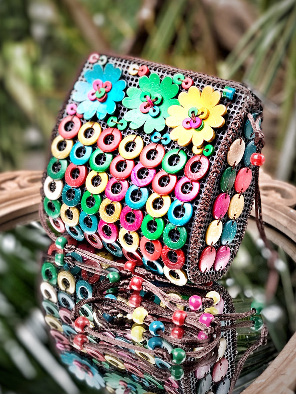 Coconut shell sling bag Clearance