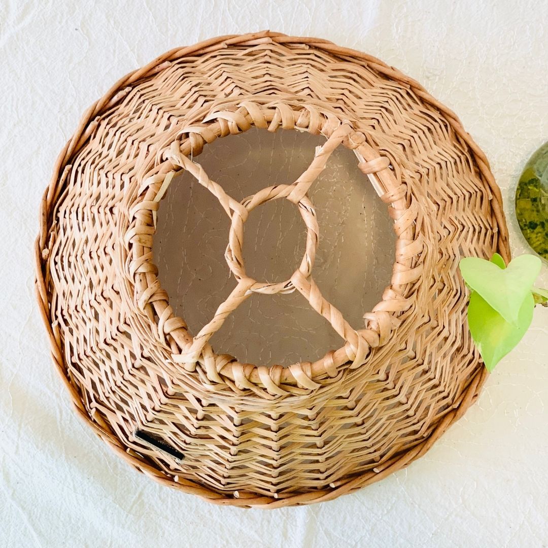 Above image of wicker handwoven lampshade.