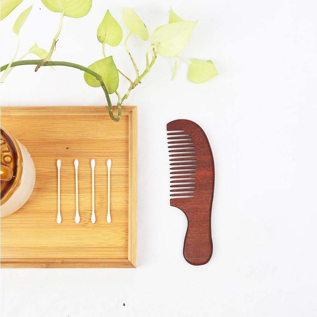 Dark wood combs in big and combination teeth, for all kinds of hair!