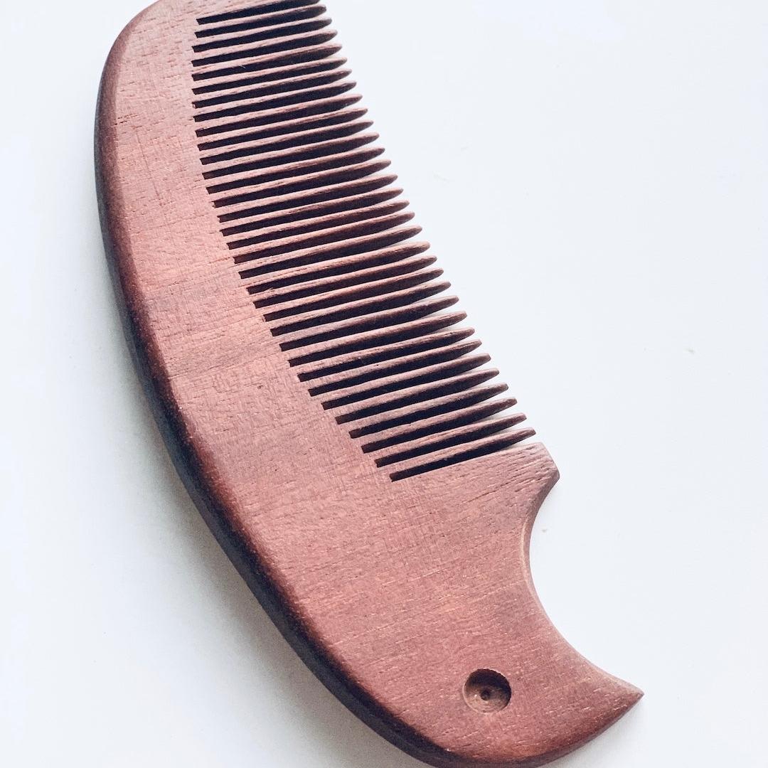 Easy grip, strong wood, and Wooden combs for healthy hair