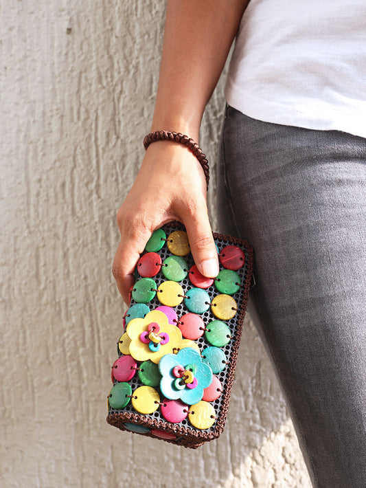 DaisyLife natural coconut multicolor fashion wristlet clutch bag on model