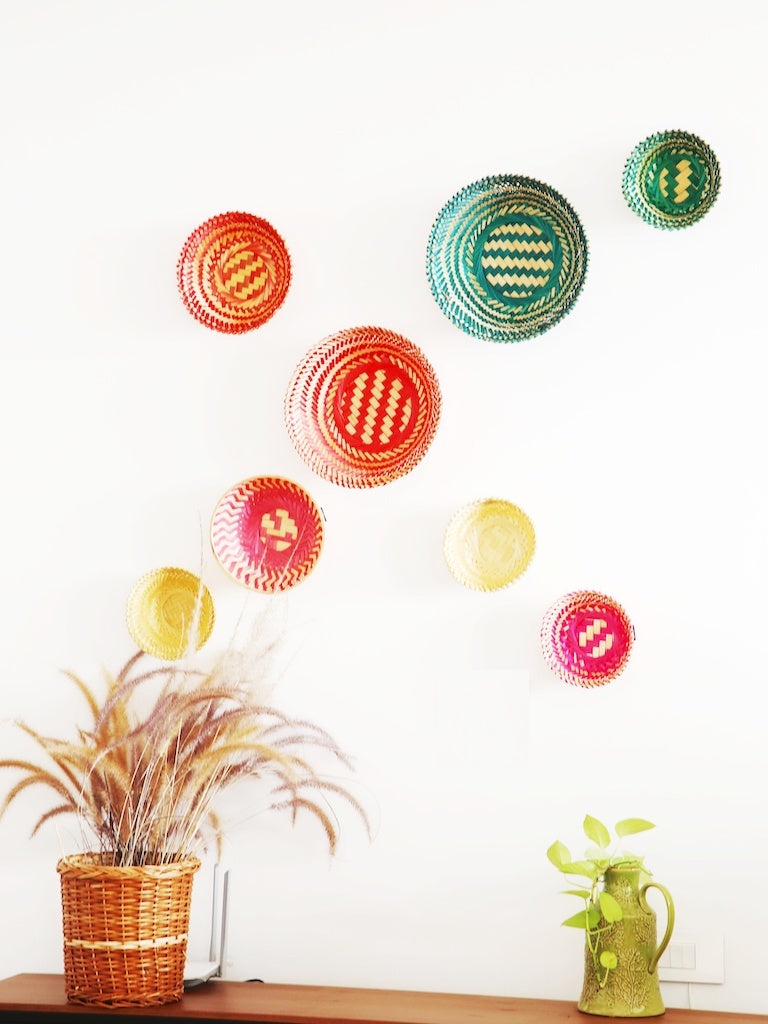 Natural handmade bamboo wall baskets set, this set includes six different sizes of wall baskets, with natural, green, pink colours for living room décor