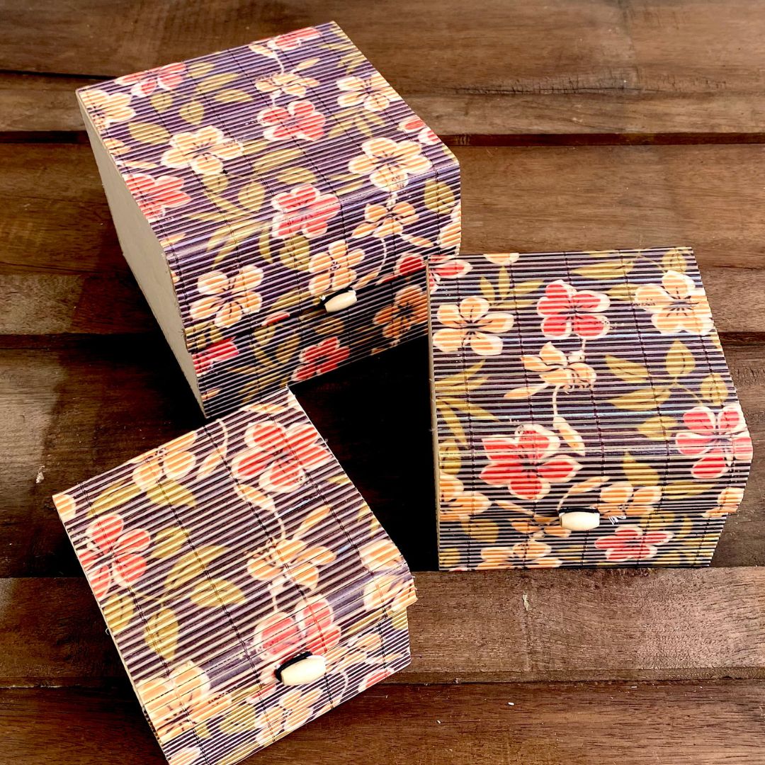 Hibiscus Gift Box A set of 3 gift boxes 