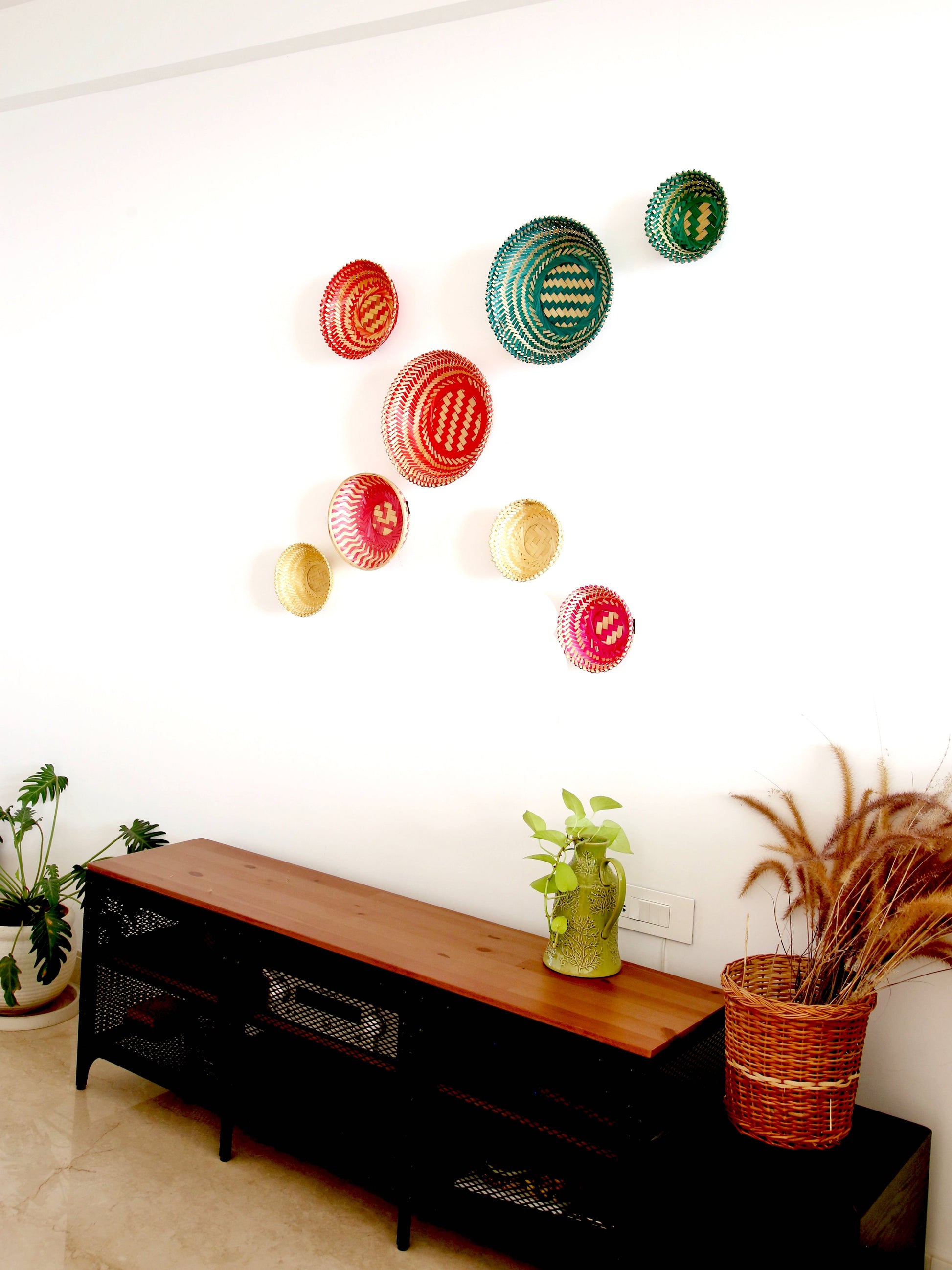 Natural handmade bamboo wall baskets set, this set includes six different sizes of wall baskets, with natural, green, pink colours for living room décor