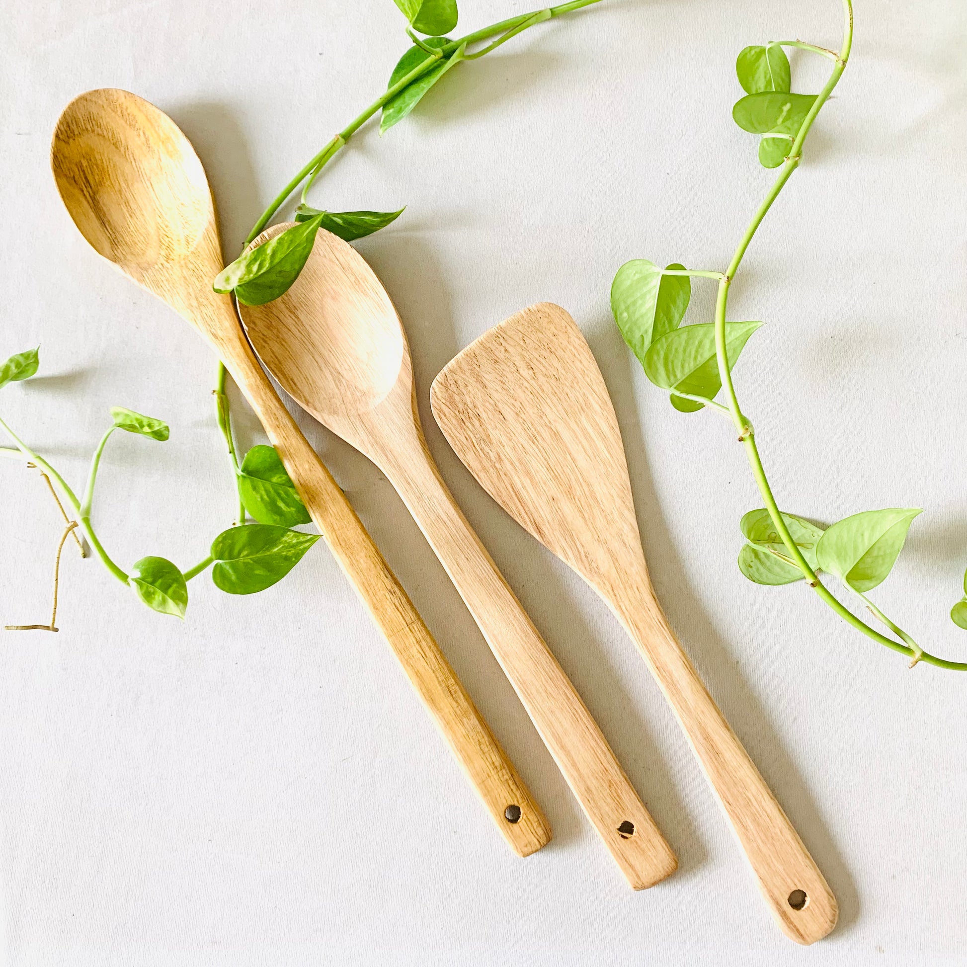 DAIYSLIFE Natural and Eco-Friendly Bamboo Spatula Spoons for non-stick pans