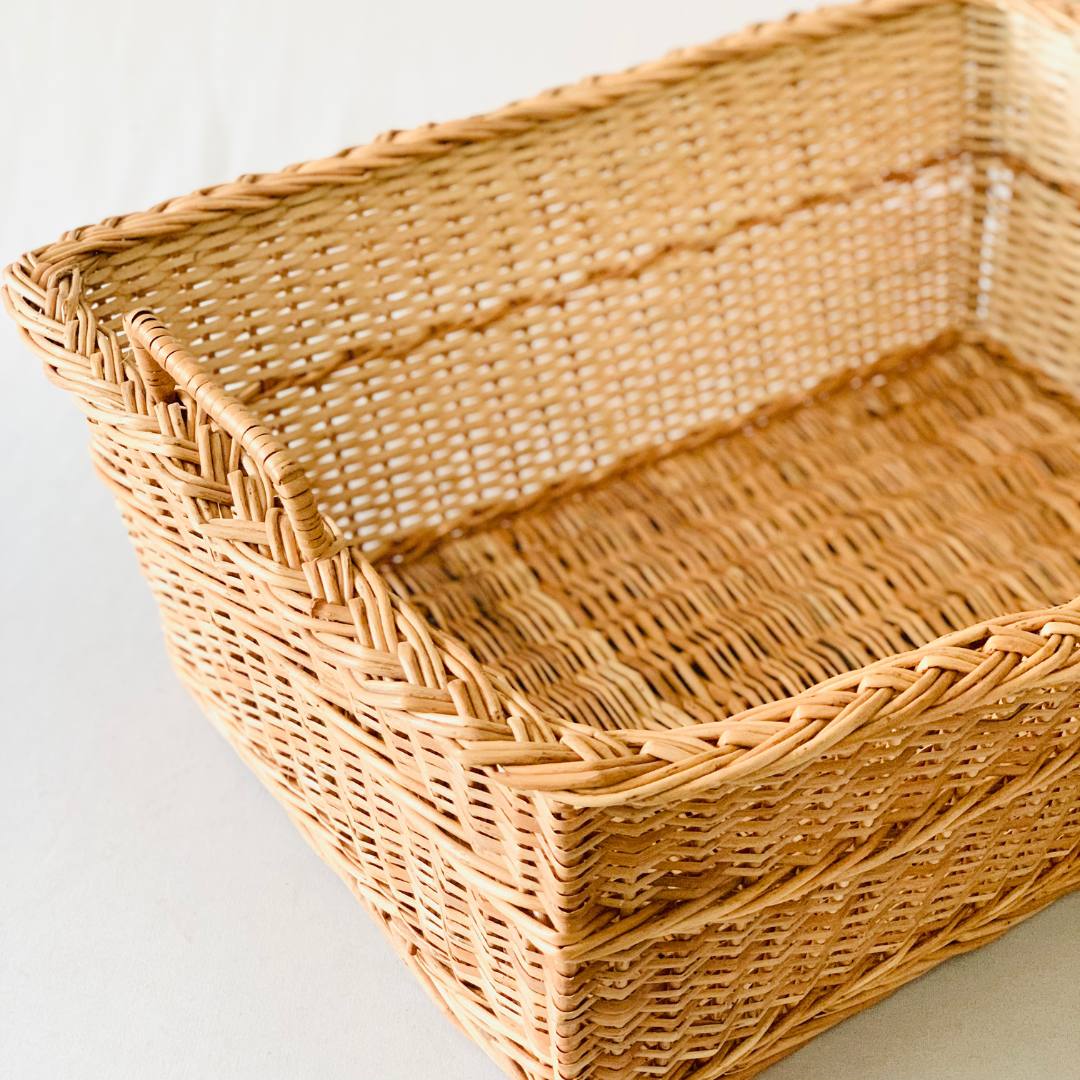DaisyLife Handcrafted strong, lightweight and functional design for easy carry & store willow wicker basket .