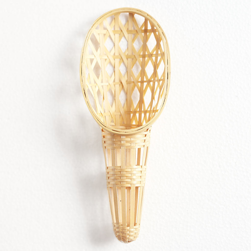 Natural bamboo wallflower vase front view