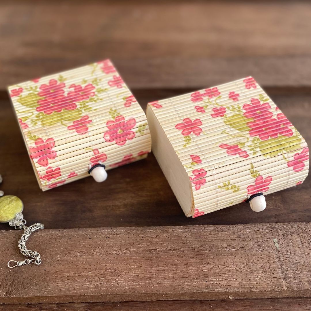Jewellery inside Pink flower gift box set of 2