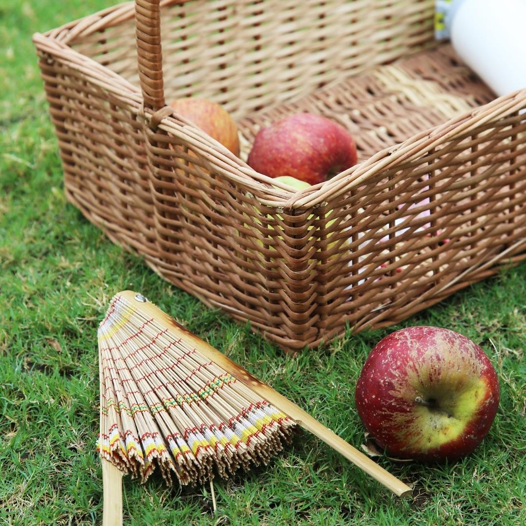Natural wicker basket for bottles, vegetables, picnics and heavy weights