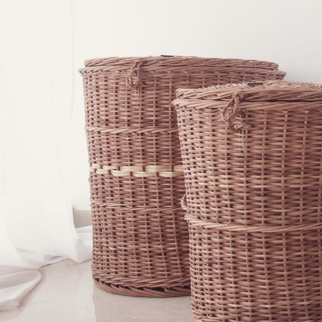 Set of 2 Willow wicker laundry baskets. 
