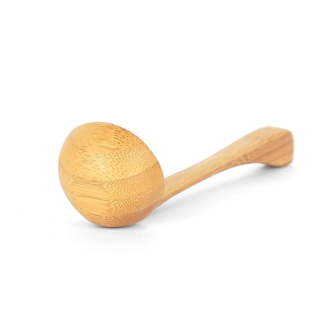 close up of Simple and beautiful pourer for everyday cooking