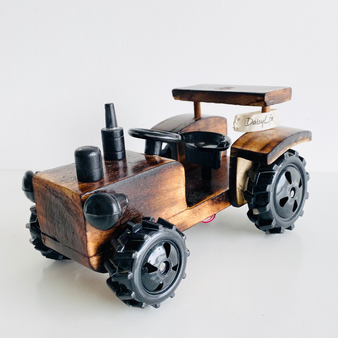 DaisyLife Wooden Tractor For Home Decor & Gifting
