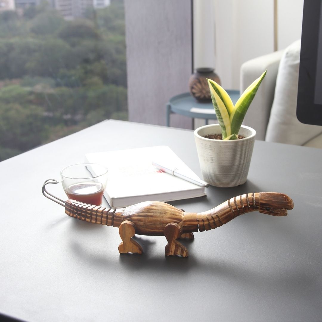 DaisyLife Wooden Long Neck Mamenchisaurus Dinosaur for office décor