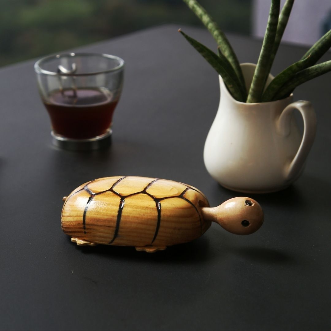Natural and Eco-friendly Natural Wooden Turtle / Tortoise with movable wheels